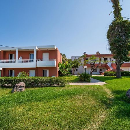 Jonathan Studio Apartments Tigaki Екстериор снимка