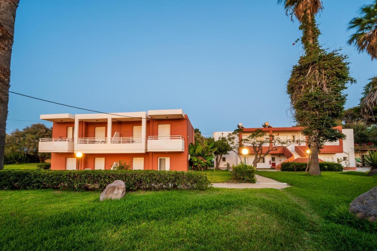 Jonathan Studio Apartments Tigaki Екстериор снимка