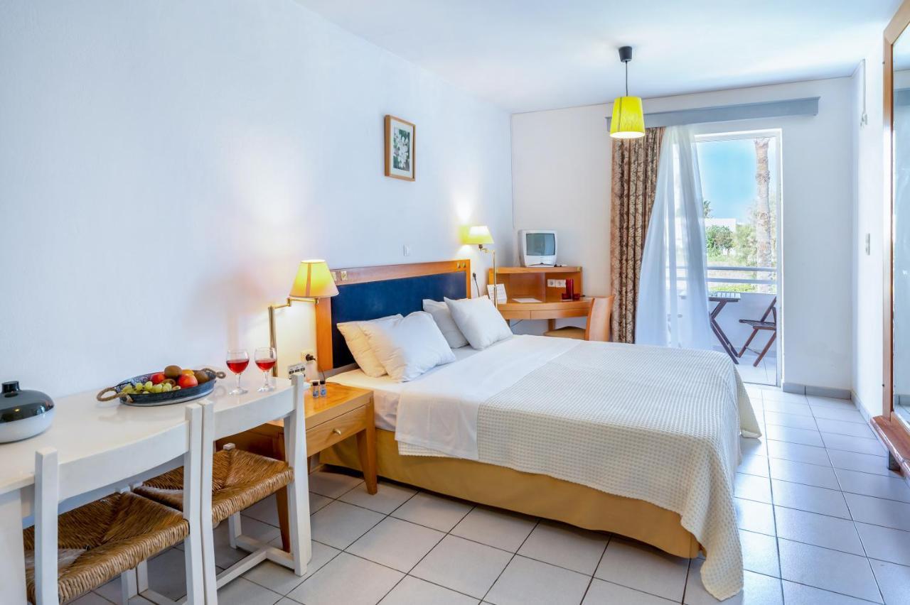 Jonathan Studio Apartments Tigaki Екстериор снимка