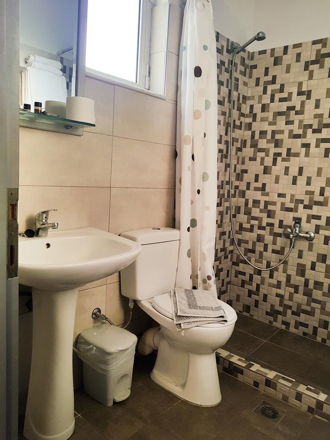 Jonathan Studio Apartments Tigaki Екстериор снимка